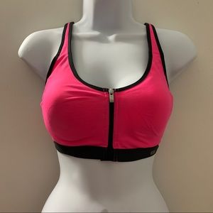 NEW Victoria’s Secret Sports Bra 32C